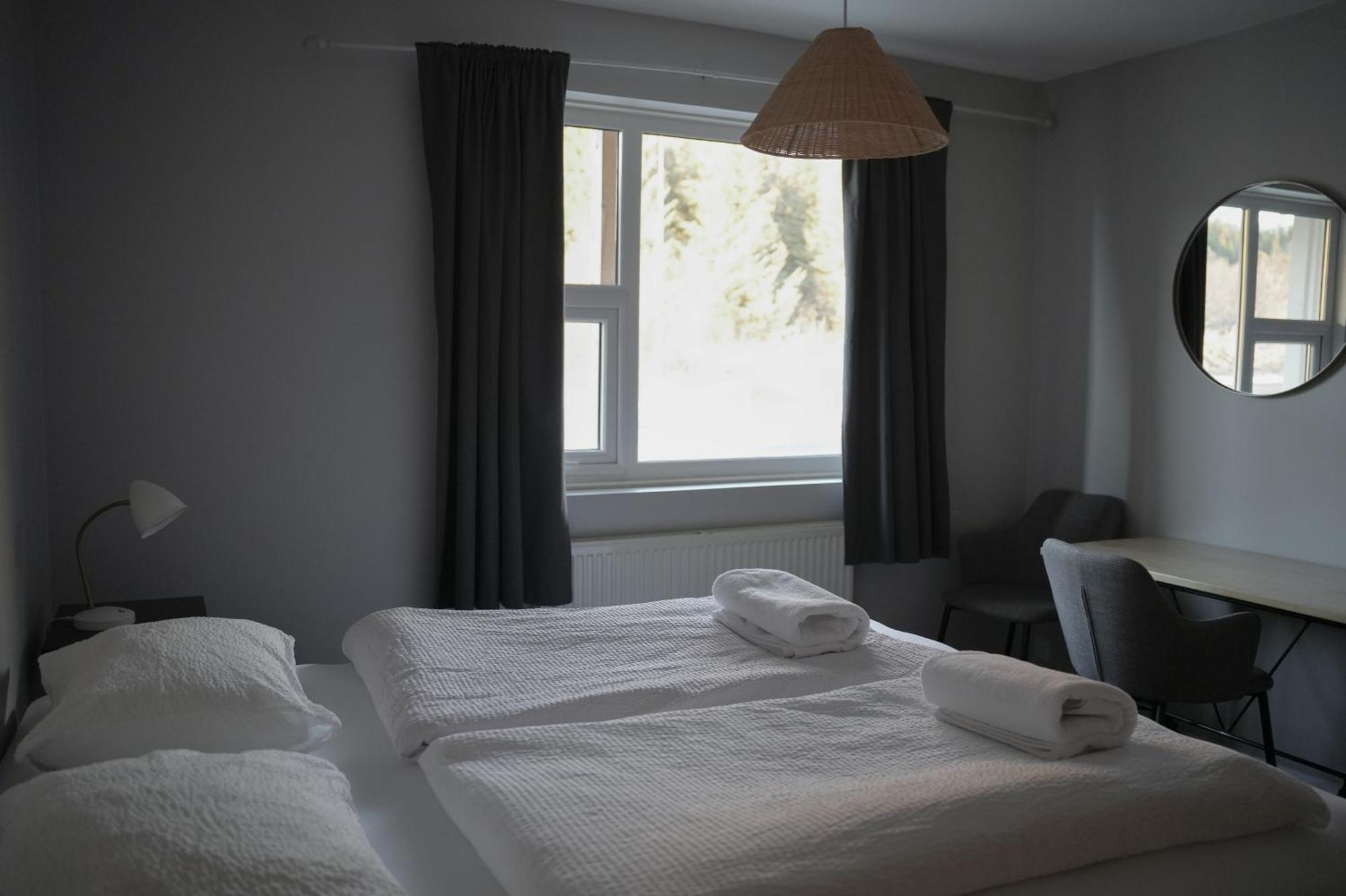 Hotel Лаугарватн Екстериор снимка