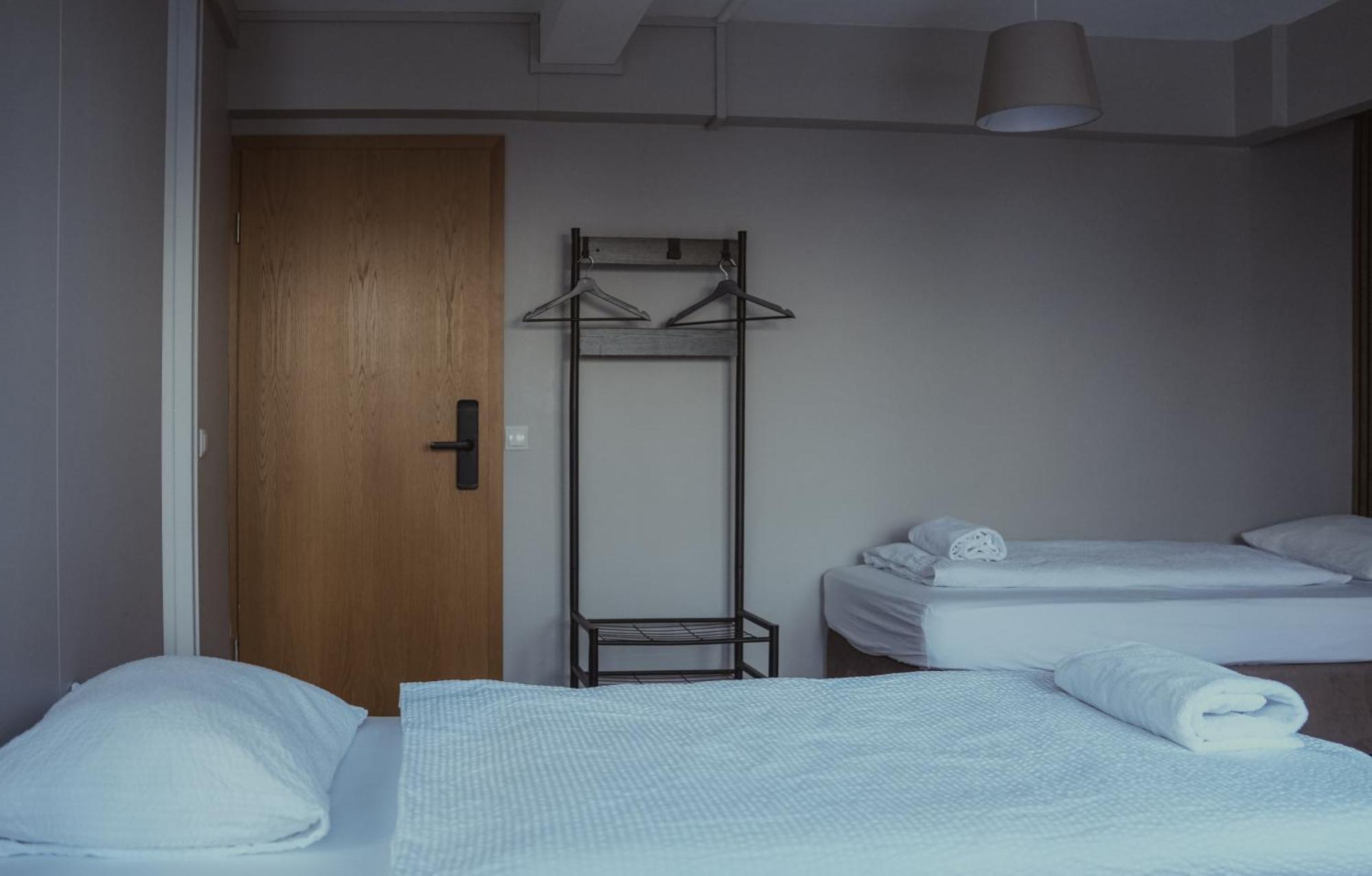 Hotel Лаугарватн Екстериор снимка