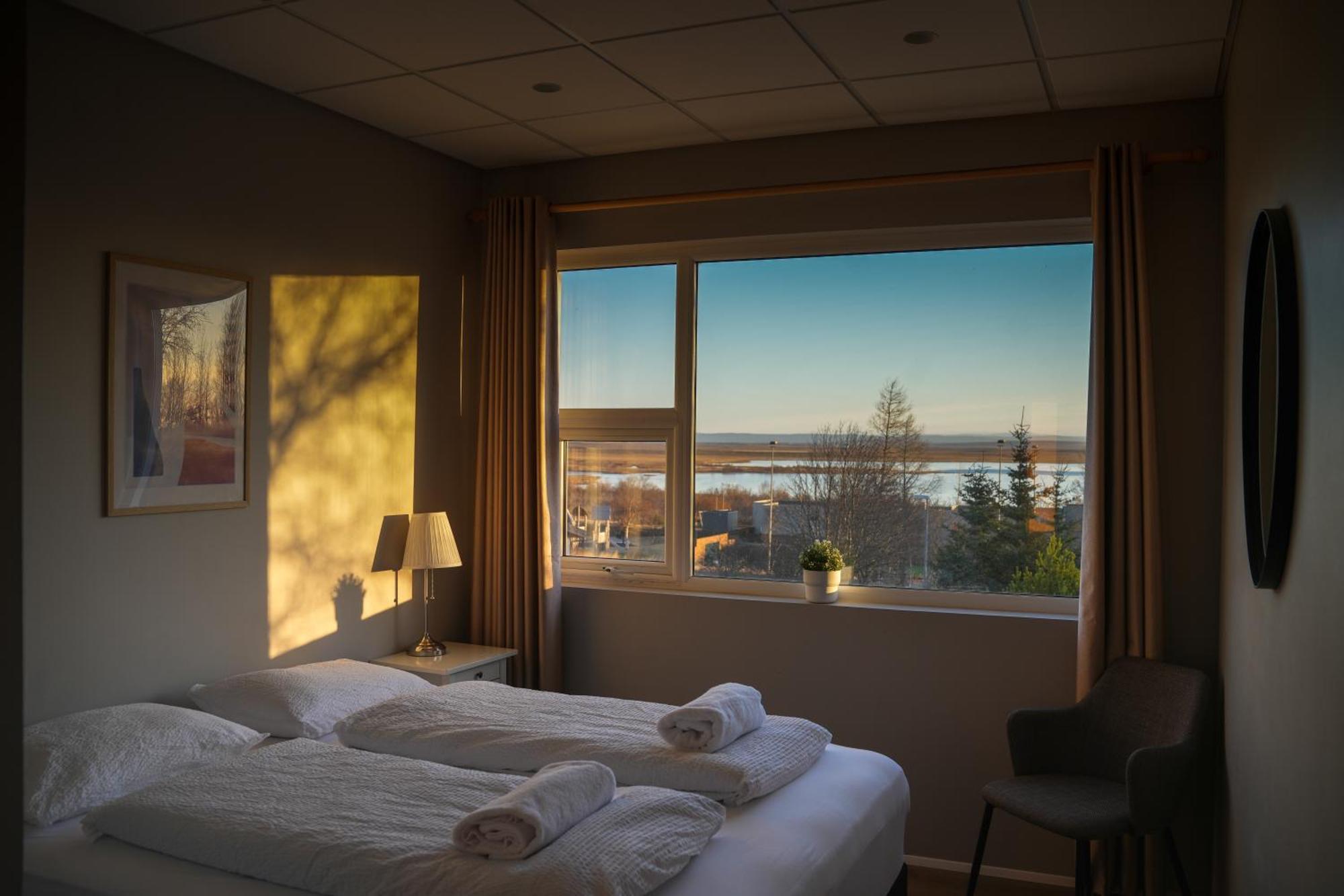 Hotel Лаугарватн Екстериор снимка