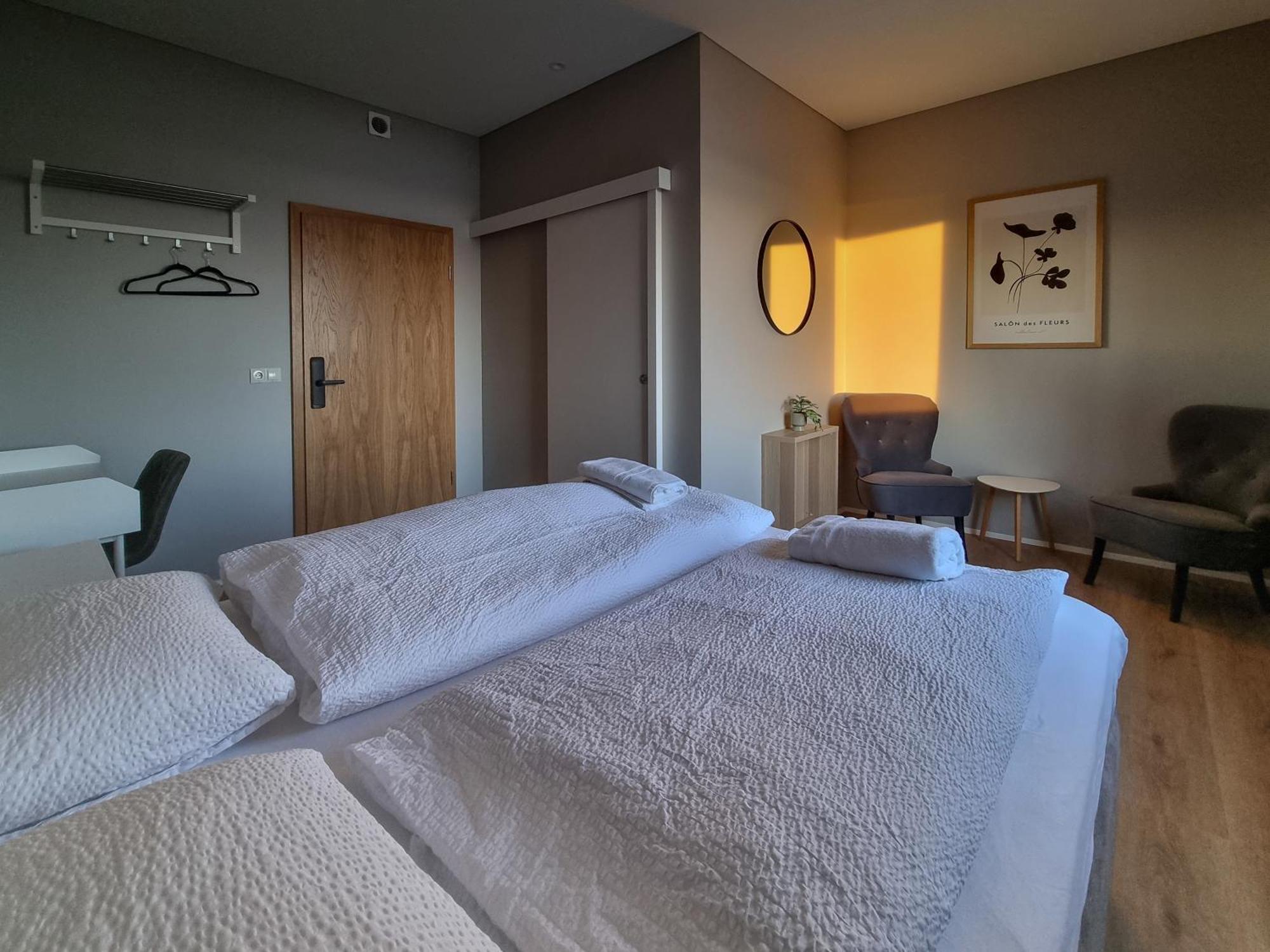 Hotel Лаугарватн Екстериор снимка